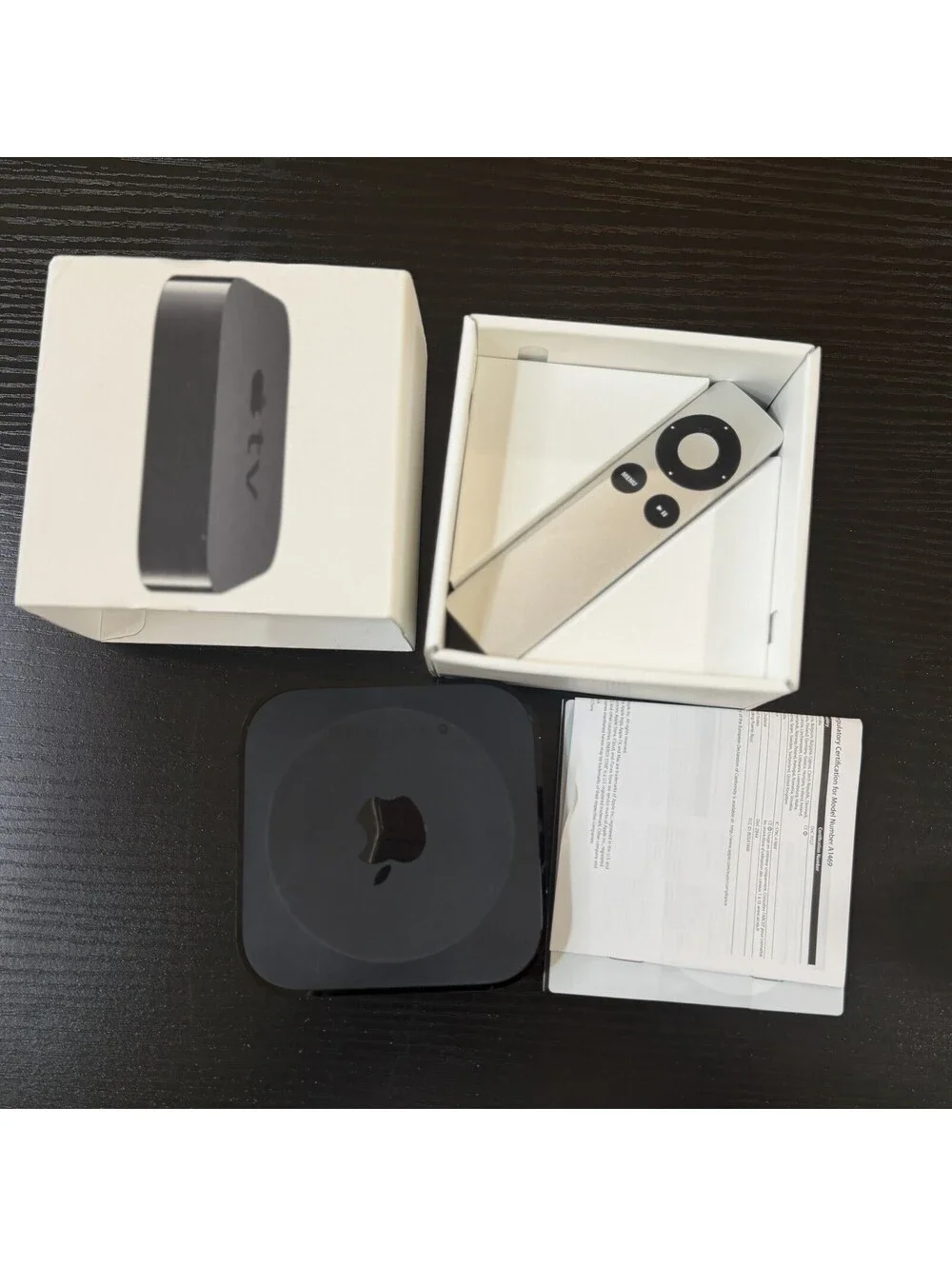 Apple TV 3rd Generation HDMI 1080p FHD Media Streamer - Black (MD199LL/A)